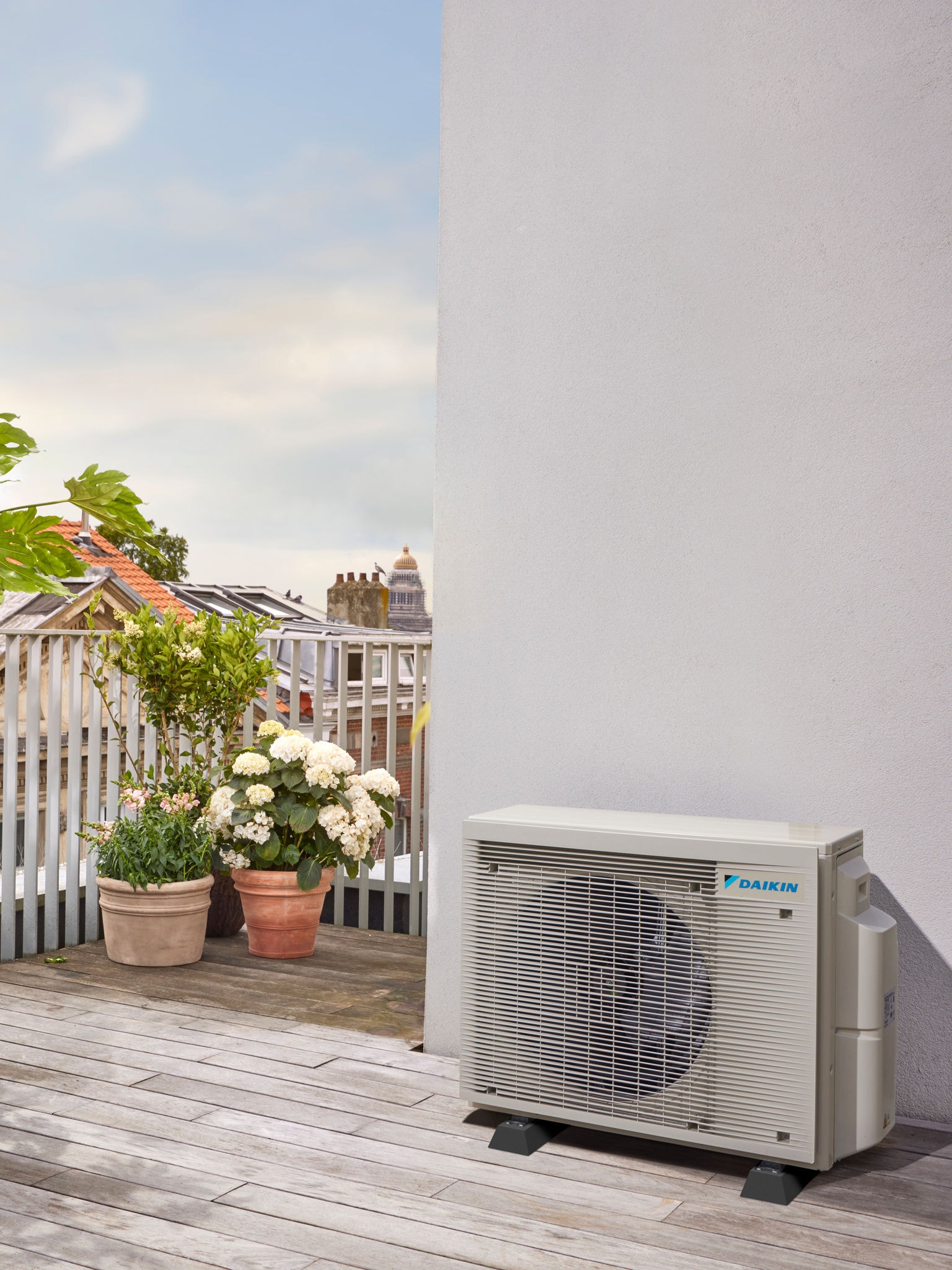 външно тяло на Мулти сплит на терасата