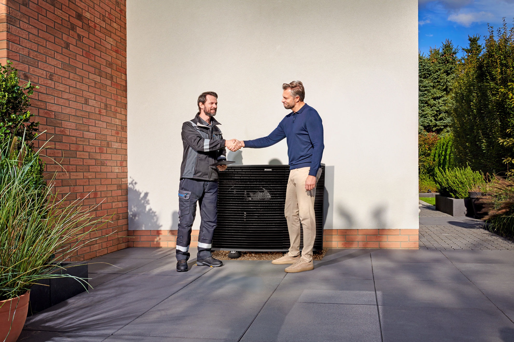Външно тяло на монтирана система Daikin Altherma